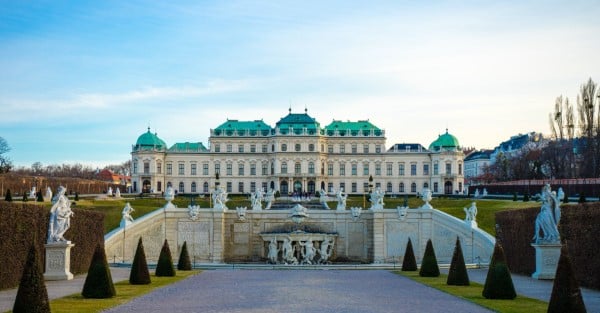 Wien Schloss Belvedere bei sonnigem Wetter